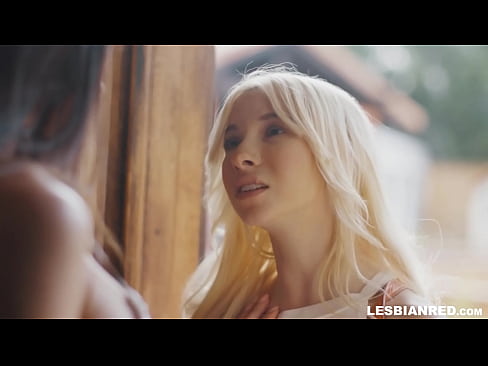 ❤️ Tjejen kommer hem några månader senare och slutar med att äta sin styvmors fitta. ❤️❌ Porno at us sv.mysexpics.ru ❌